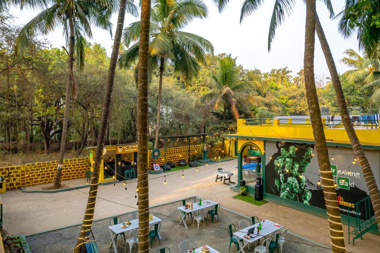 Whoopers Hostel Anjuna, Goa Buitenkant foto